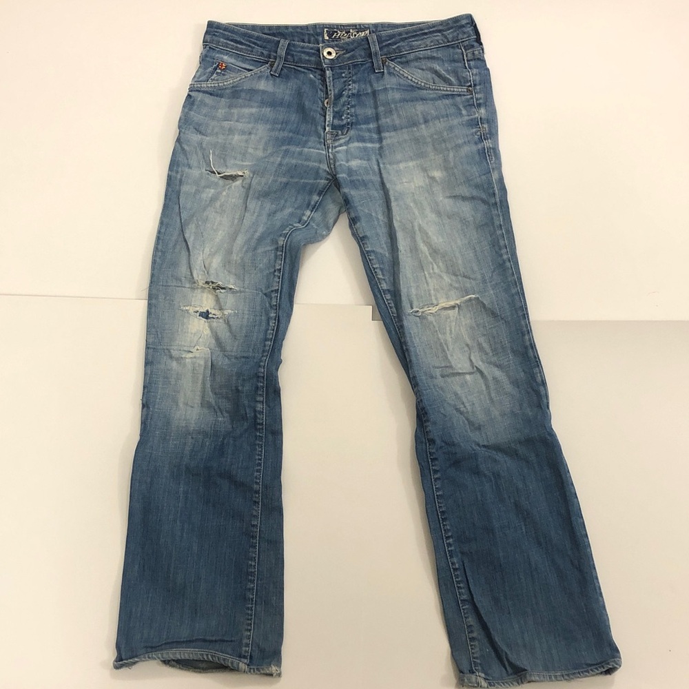 Hudson Distressed Light Blue Jeans mild tears I’m all the right places